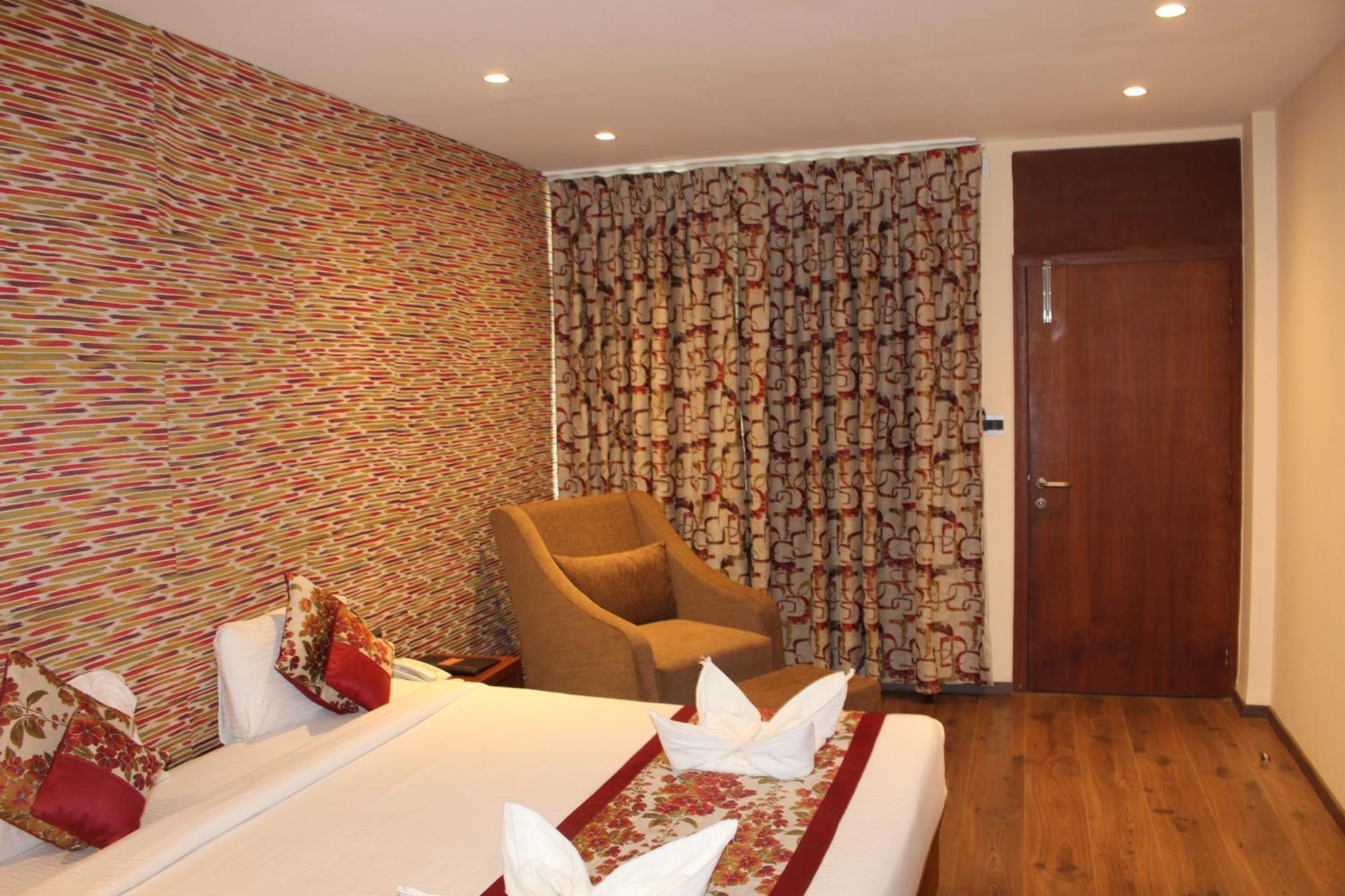 Silver Sand Sentinel Hotel Port Blair Room photo